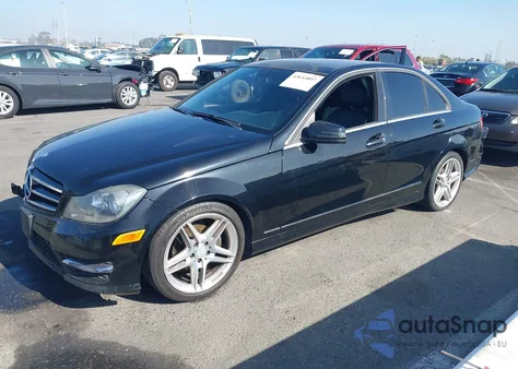 2014 Mercedes-Benz C 250 Sport from USA, damaged, VIN WDDGF4HB3EA958650